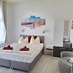 Kapitaen Schmuck 3* Borkum
